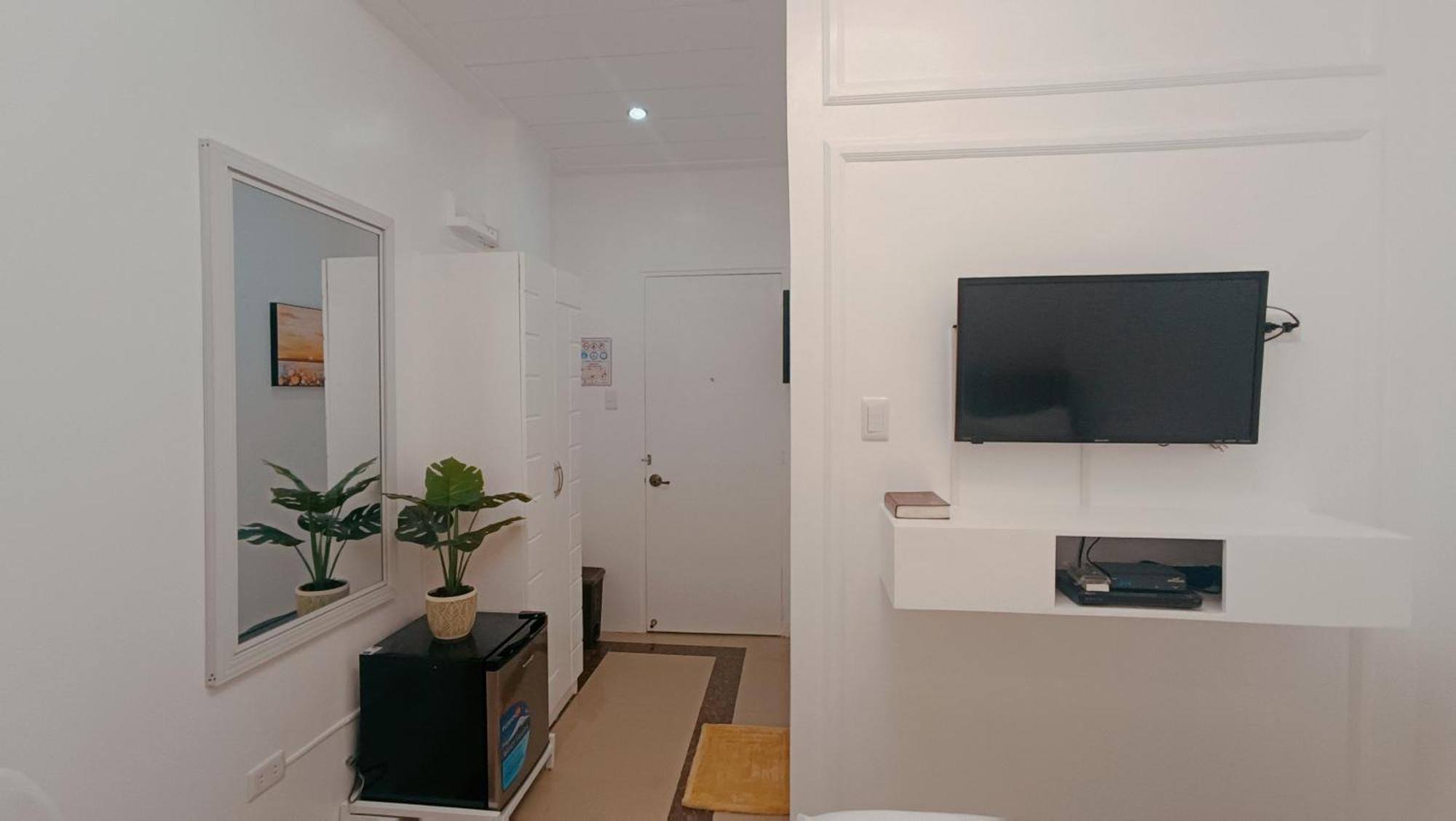 Elizabeth Hotel - Naga Pili  Zewnętrze zdjęcie