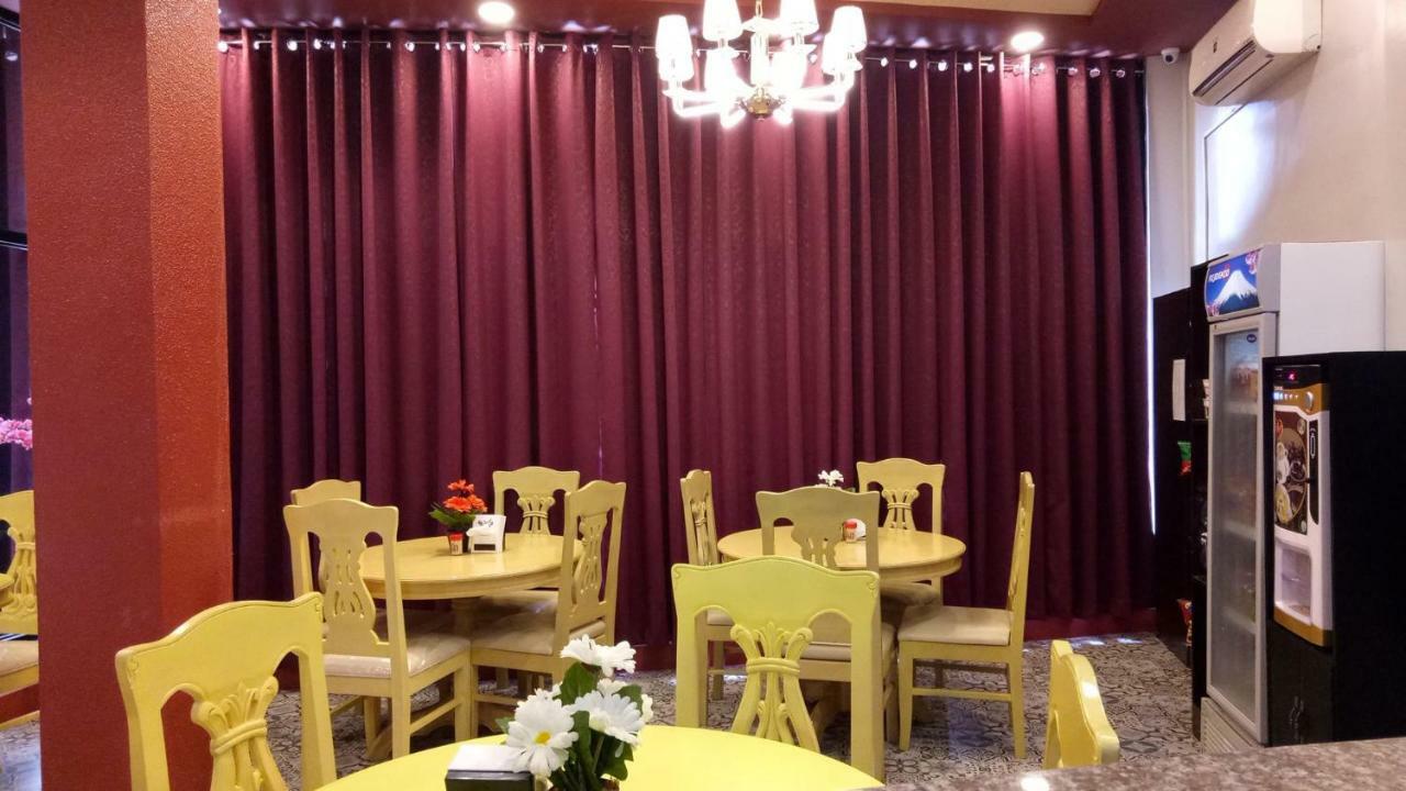 Elizabeth Hotel - Naga Pili  Zewnętrze zdjęcie